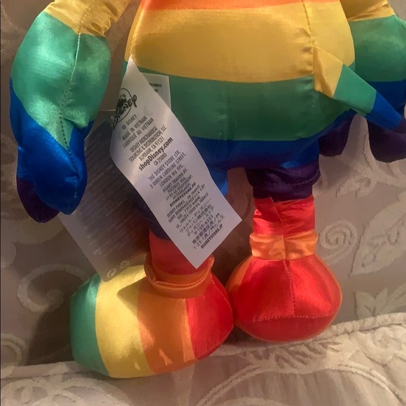 Rainbow Mickey - Picture 3 of 3